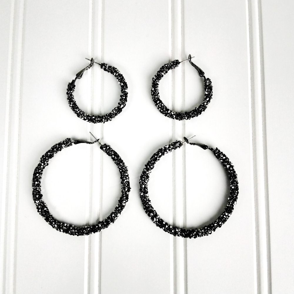 Una Douce Crystal Hoop Earring Set In Gunmetal Gray 1.5" And 2.25"
